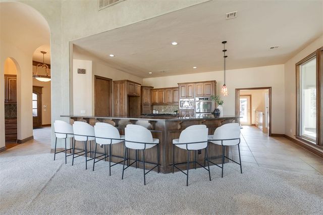 4209 Caliburn Parkway, Edmond, OK 73034