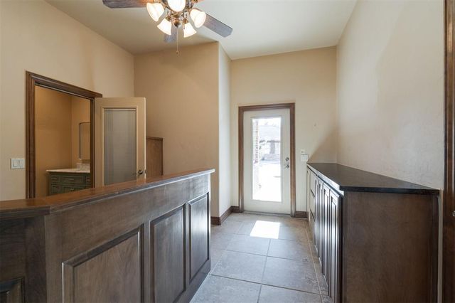 4209 Caliburn Parkway, Edmond, OK 73034