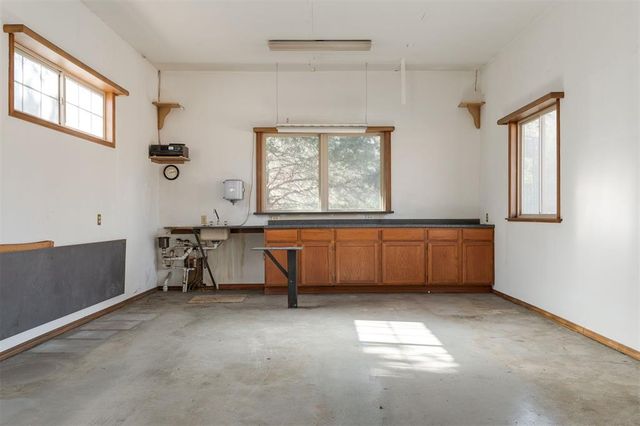 4209 Caliburn Parkway, Edmond, OK 73034