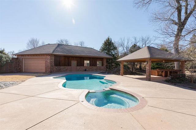 4209 Caliburn Parkway, Edmond, OK 73034