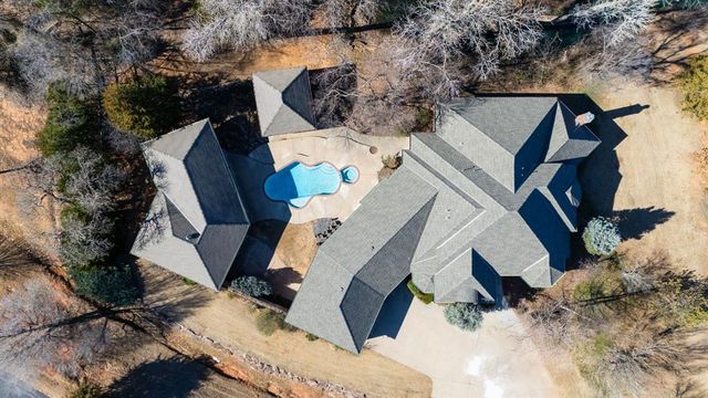 4209 Caliburn Parkway, Edmond, OK 73034