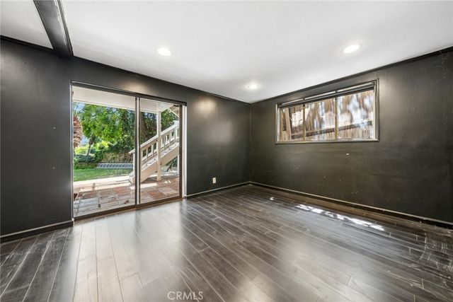 608 Saint James Place, Newport Beach, CA 92663