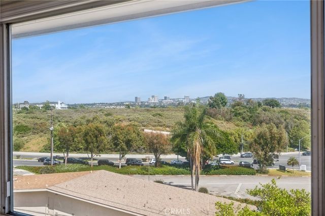 608 Saint James Place, Newport Beach, CA 92663