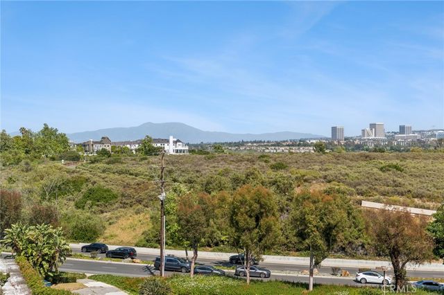608 Saint James Place, Newport Beach, CA 92663