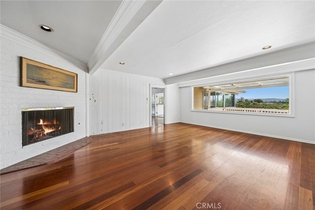 608 Saint James Place, Newport Beach, CA 92663