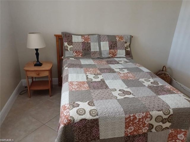 712 SE 47th ST Left Side, Cape Coral, FL 33904