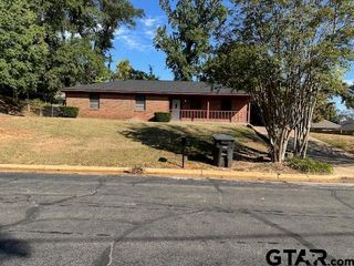 2100 E Faulkner St, Tyler, TX 75701