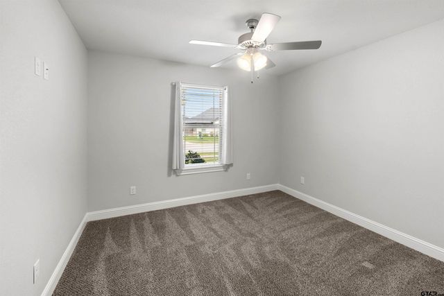 11317 Lindsey Gardens, Tyler, TX 75709