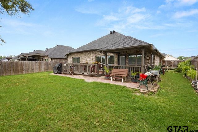 11317 Lindsey Gardens, Tyler, TX 75709