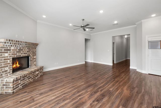 11317 Lindsey Gardens, Tyler, TX 75709