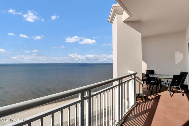 2228 Beach Drive, 1404, Gulfport, MS 39507