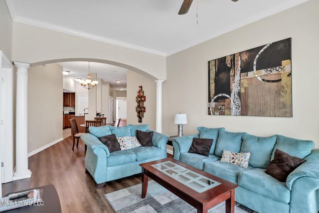 2228 Beach Drive, 1404, Gulfport, MS 39507