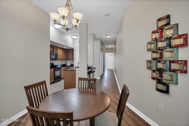 2228 Beach Drive, 1404, Gulfport, MS 39507