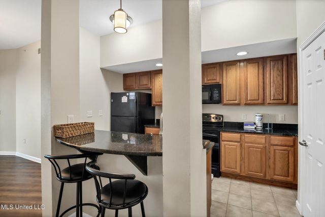 2228 Beach Drive, 1404, Gulfport, MS 39507