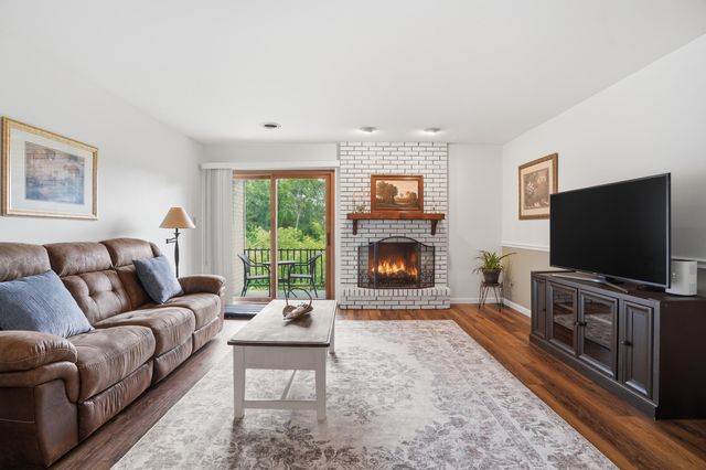 1725 Homan Drive 204, Schererville, IN 46375