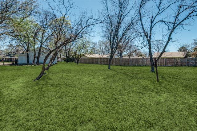 2407 Second Street, Caddo Mills, TX 75135