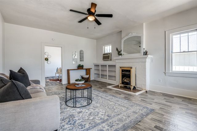 2407 Second Street, Caddo Mills, TX 75135