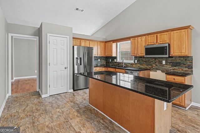 4015 McPherson Drive, Acworth, GA 30101
