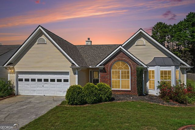 4015 McPherson Drive, Acworth, GA 30101