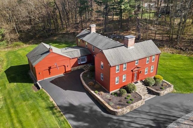 9 Bay Path Dr, Boylston, MA 01505