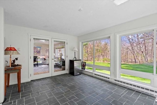 9 Bay Path Dr, Boylston, MA 01505