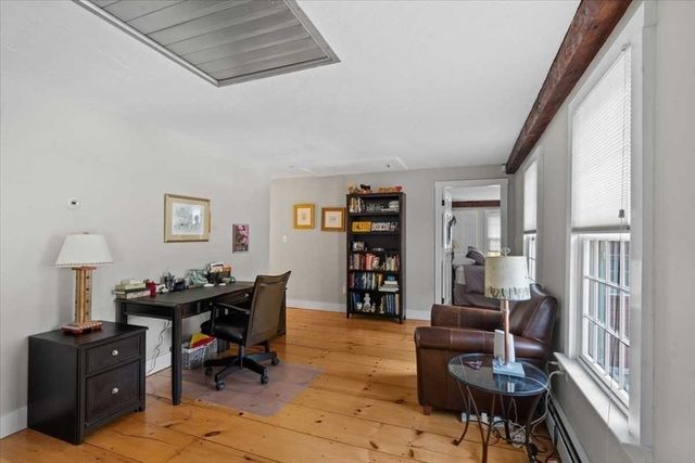 9 Bay Path Dr, Boylston, MA 01505