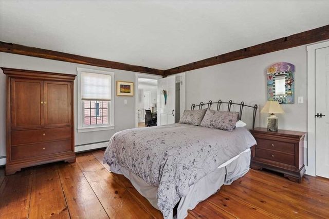 9 Bay Path Dr, Boylston, MA 01505