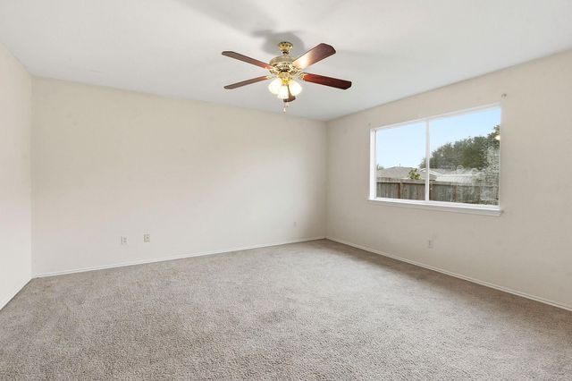 116 Blue Ridge TRL, Elgin, TX 78621