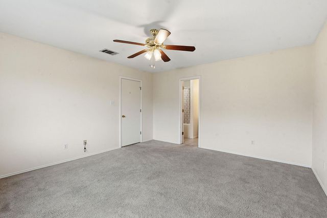 116 Blue Ridge TRL, Elgin, TX 78621