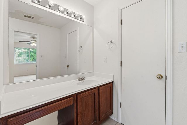 116 Blue Ridge TRL, Elgin, TX 78621