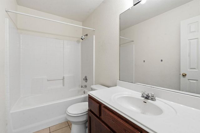 116 Blue Ridge TRL, Elgin, TX 78621
