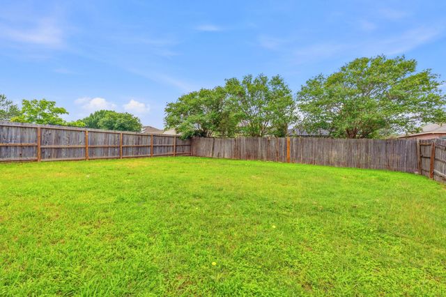 116 Blue Ridge TRL, Elgin, TX 78621