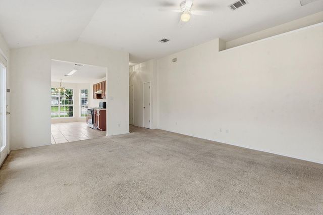 116 Blue Ridge TRL, Elgin, TX 78621
