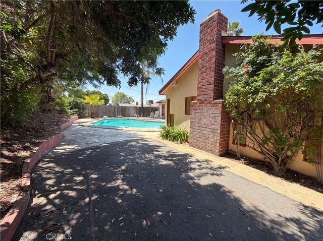 5947 Arden Avenue, Highland, CA 92404