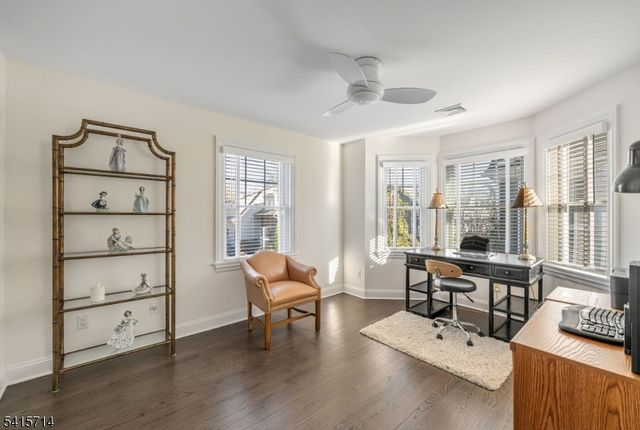 26 Barrister Ct, Fair Lawn Boro, NJ 07410