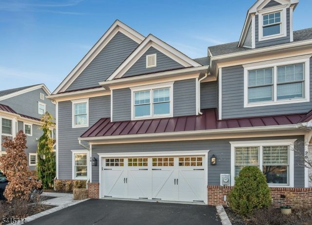 26 Barrister Ct, Fair Lawn Boro, NJ 07410