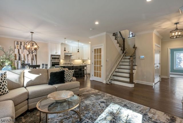 26 Barrister Ct, Fair Lawn Boro, NJ 07410