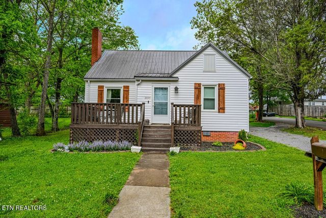 2095 NE Church St, Cleveland, TN 37311
