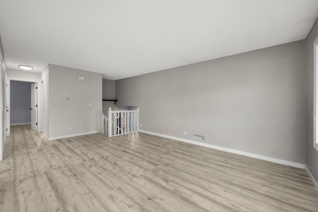 840 Cortland Drive, Apple Valley, MN 55124