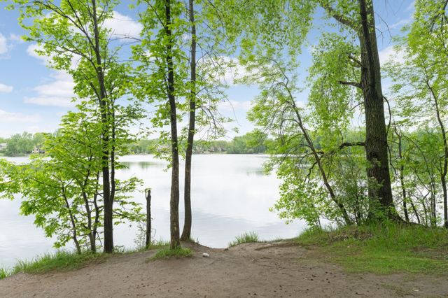 840 Cortland Drive, Apple Valley, MN 55124