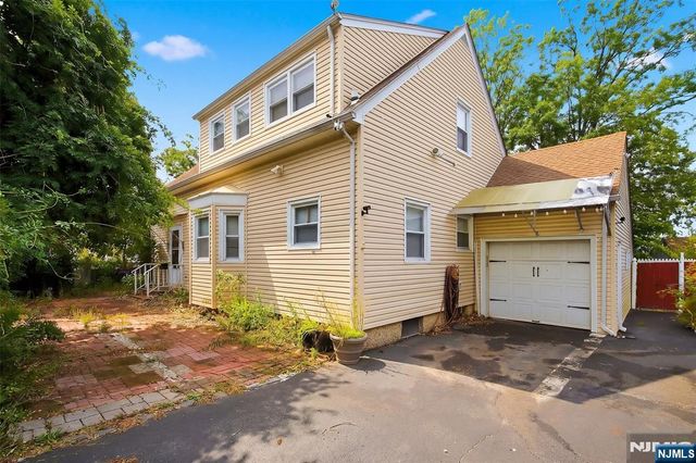241 Outwater Lane, Saddle Brook, NJ 07663