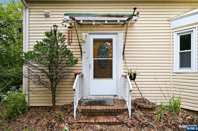 241 Outwater Lane, Saddle Brook, NJ 07663