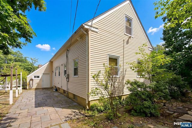 241 Outwater Lane, Saddle Brook, NJ 07663