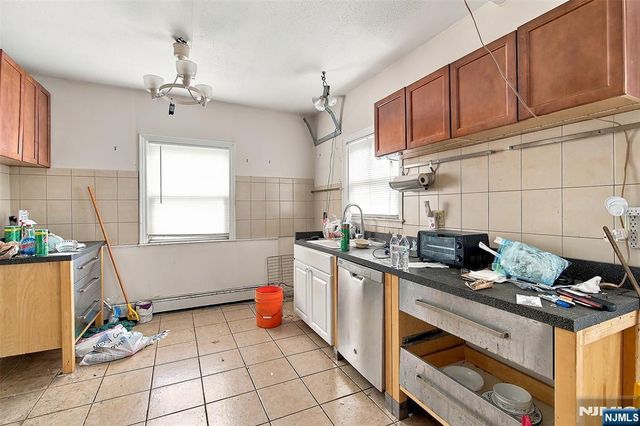 241 Outwater Lane, Saddle Brook, NJ 07663