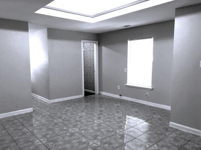 5114 Laura Koppe Road A, Houston, TX 77016