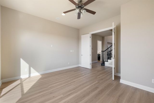 2702 Lakehurst RD, Spicewood, TX 78669