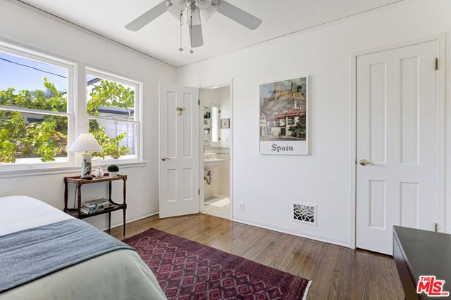 1224 Viscano Drive, Glendale, CA 91207
