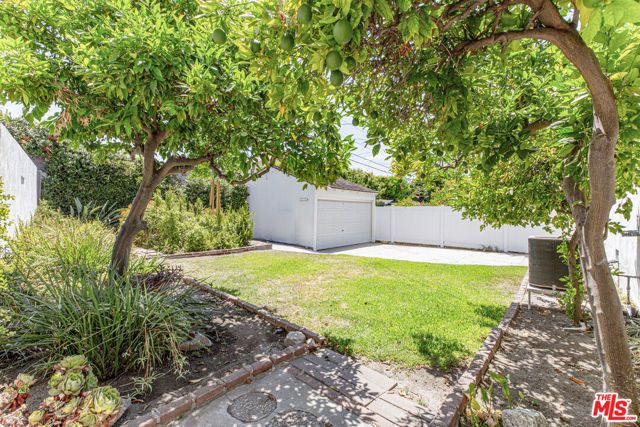1224 Viscano Drive, Glendale, CA 91207