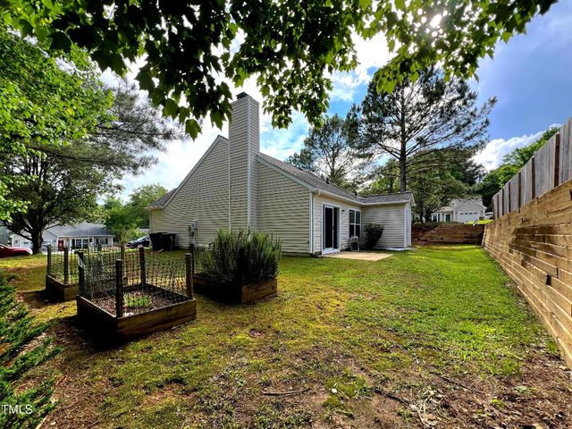 400 Blushing Rose Way, Apex, NC 27502