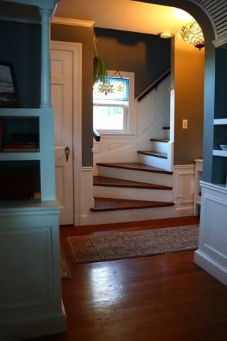 28 Cobb Ln, Lynn, MA 01904